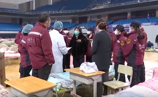 Coronavirus: plus de 560 morts en Chine. Le nombre de contaminés dépasse les 28.000 (Vidéo)