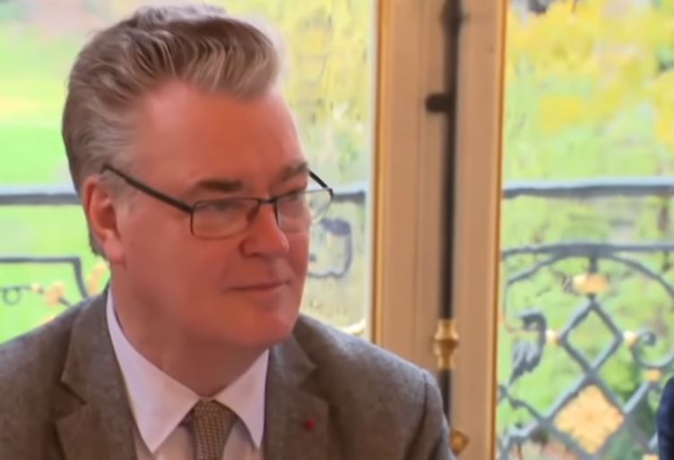 Jean-Paul Delevoye, un haut-commissaire de plus en plus gênant pour le gouvernement