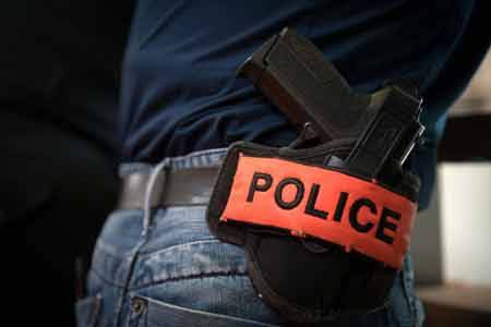 Marseille : Alors qu’il est en train d’être maîtrisé, l’homme se saisit de l’arme d’un policier et tire