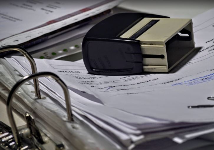 Une employée des impôts détourne 241.000 euros destinés aux EHPAD