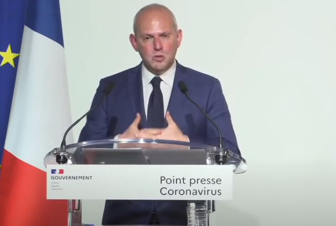 427 décès et 10.070 personnes hospitalisées en 24h en France