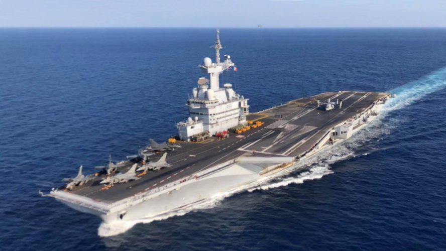 Le mystère du porte-avions Charles de Gaulle - Thibault Bastide