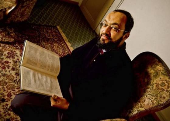 Hani Ramadan, le frère de Tariq Ramadan et directeur du Centre islamique de Genève (Suisse), estime que "fornication" et "adultère" ont créé le Coronavirus