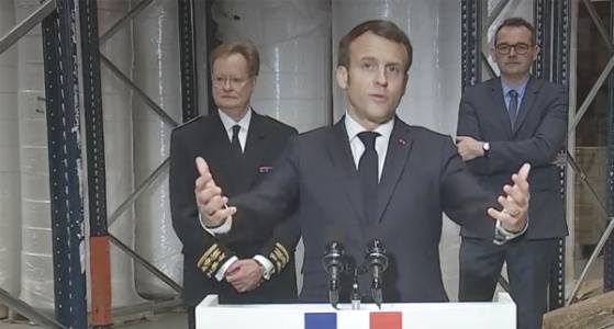 "Seul un Français sur 4 se sent bien représenté par Emmanuel Macron", selon un sondage