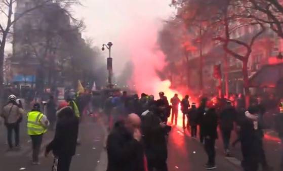11 mai: les services de renseignement alertent sur les appels à manifester et les risques de radicalisation de la constestation sociale