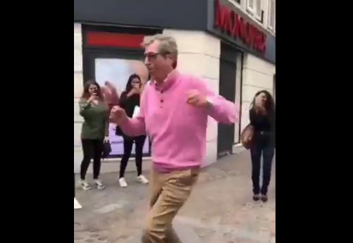 Fête de la musique : les vidéos de Patrick Balkany dansant à Levallois-Perret agitent la toile