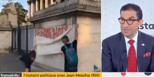 Jean Messiha (RN): « Le changement de peuple provoqué par une immigration massive et permanente entraîne un changement de roman national. » (Vidéo)