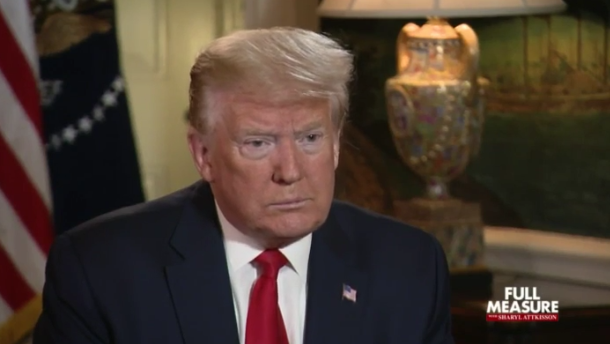 Les comptes Twitter et Facebook de Donald Trump suspendus après l'envahissement du Capitole, une censure sans précédent