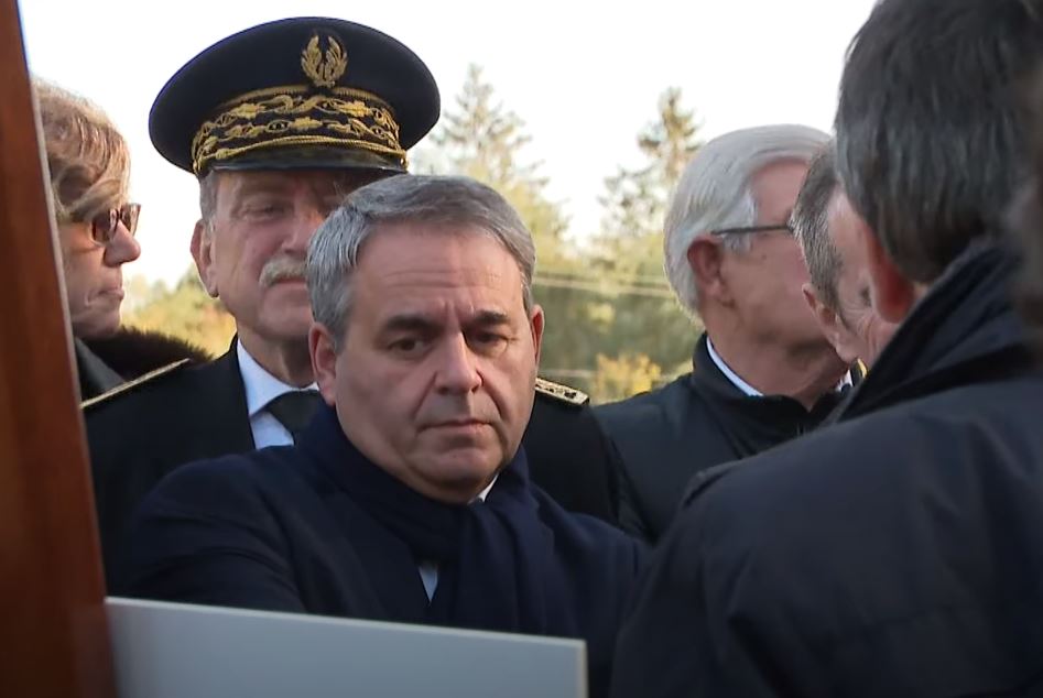 Délinquance : s'il est élu, Xavier Bertrand (ex-LR) propose l'instauration de la majorité pénale à 15 ans