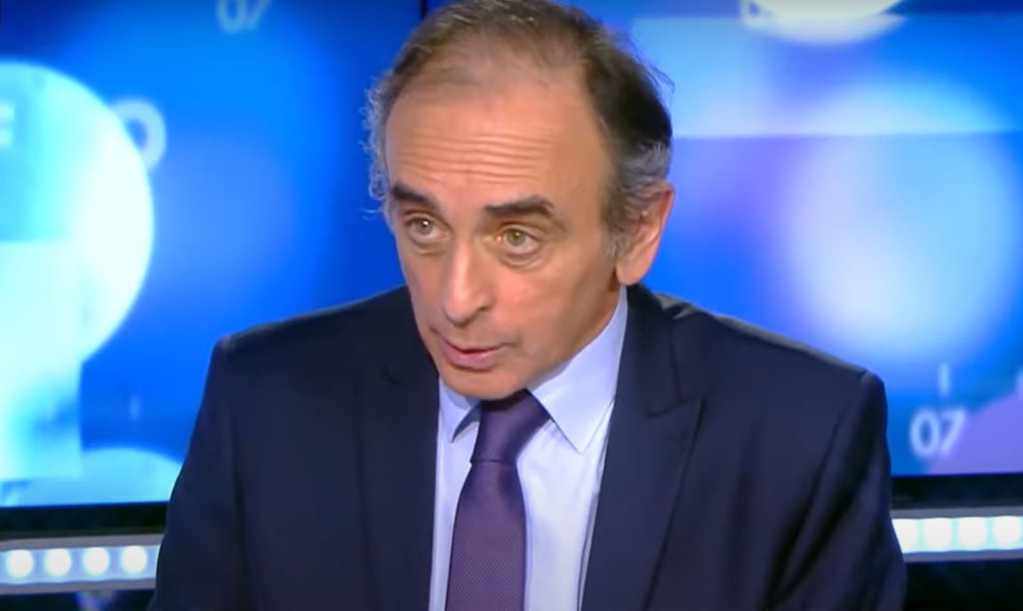 Éric Zemmour au sujet de la stratégie de vaccination d'Emmanuel Macron : «Qui réussit le mieux ? Ce sont les populistes (…) la tentative de coup de force idéologique d’Emmanuel Macron en faveur de l’Europe a échoué»
