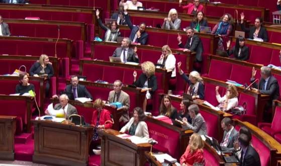 L’Assemblée Nationale vote le passage de l'aide publique au développement des pays pauvres de 12 à 17 milliards d'euros