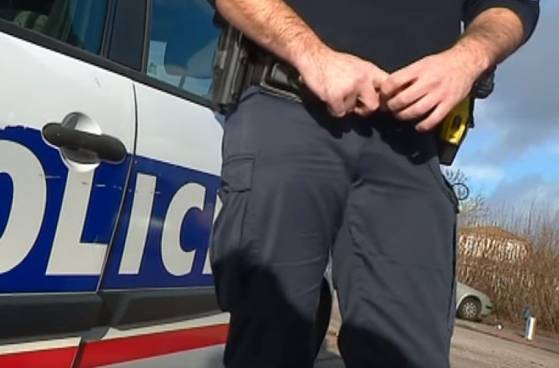 «Morts ou vifs» : des policiers menacés de mort, et leur photo placardée sur un mur à Échirolles