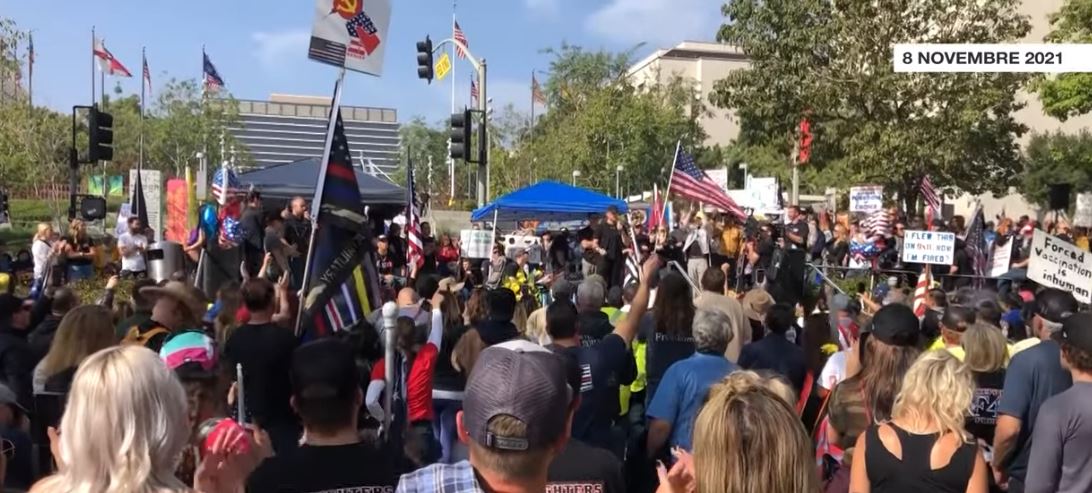 Los Angeles : manifestations contre l’obligation vaccinale