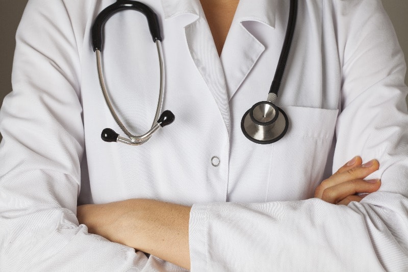 Obligation vaccinale : Olivier Véran annonce "3000 suspensions" de personnels soignants non vaccinés