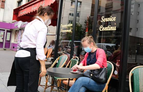 Pass sanitaire : fréquentation en baisse dans les restaurants après l'instauration du certificat numérique