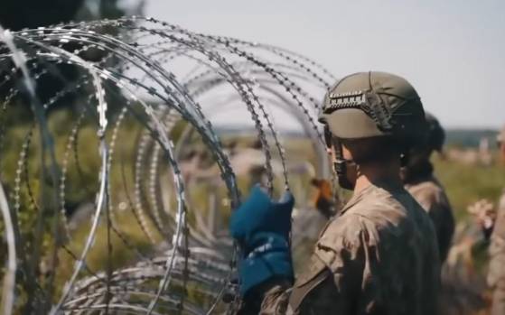 Le gouvernement danois offre 15km de barbelés à la Lituanie pour renforcer sa frontière contre les migrants