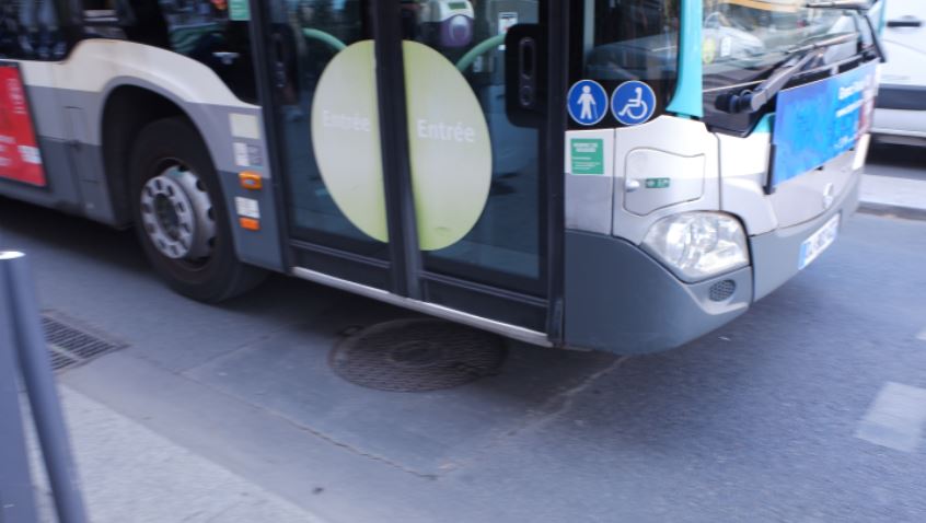 Poitiers : un conducteur de bus passé à tabac pour avoir fait son métier