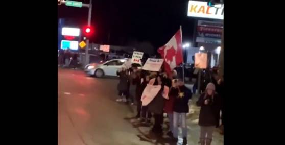 Canada : les routiers à l’assaut de la capitale