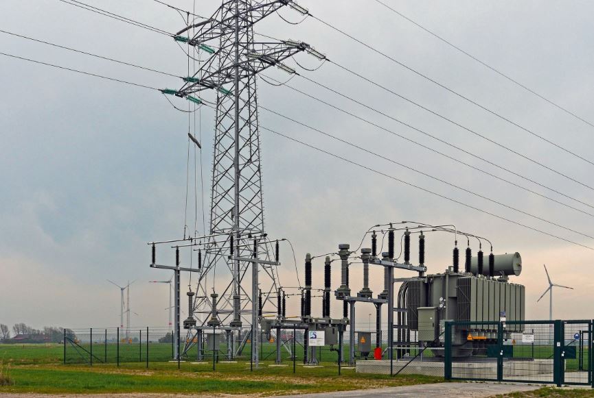 La Russie cesse de fournir de l'électricité à la Lituanie