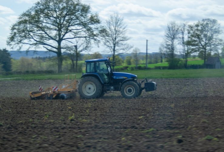 Près de 30 % des agriculteurs ont de faibles stocks de carburant, selon un sondage