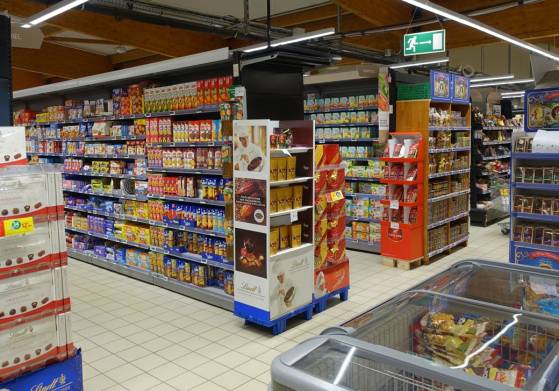 Le président des supermarchés Système U prédit une inflation de "7, 8 voire 10%" en France