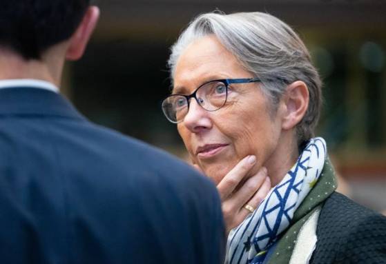 Élisabeth Borne : "Annoncer aux Français qu’ils vont travailler moins, brandir la retraite à 60 ans, c’est leur mentir"