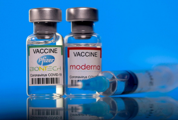 Covid-19 : Moderna poursuit en justice Pfizer et BioNTech pour violation de brevets sur l'ARNm