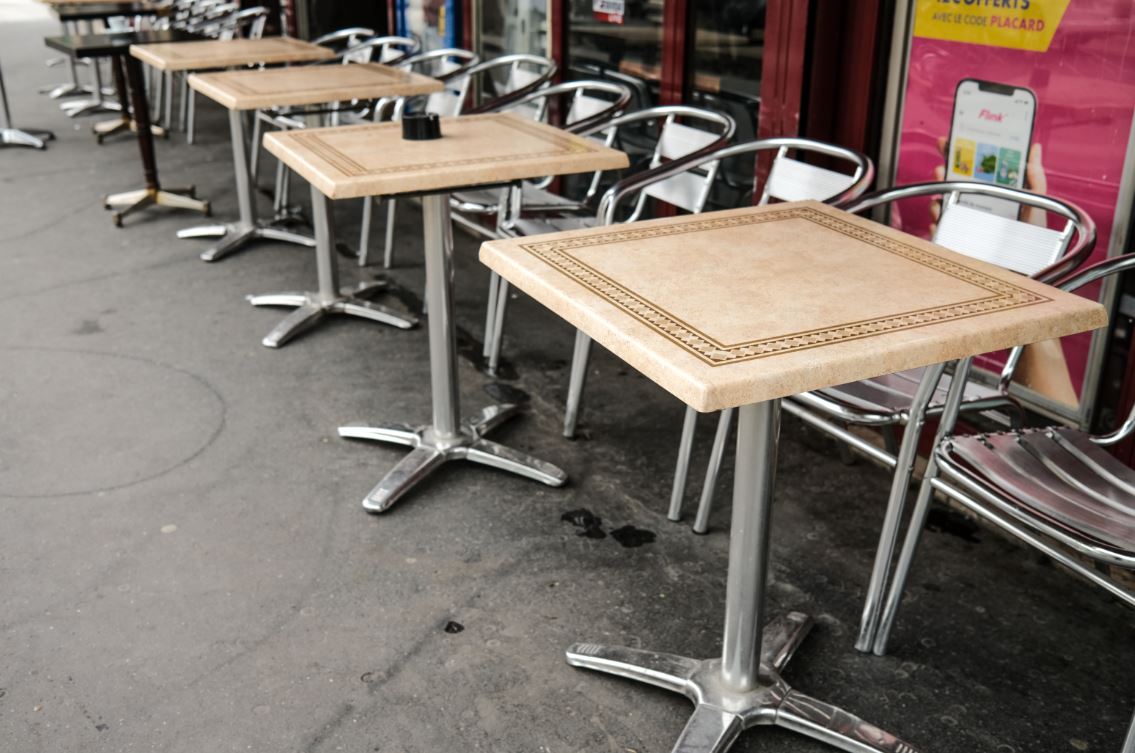 Crise sanitaire : Les commerçants "non-essentiels", contraints de fermer pendant le confinement, devront s'acquitter de leurs loyers impayés
