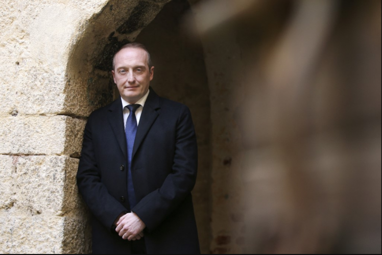 Le président du parti Horizons veut "tendre la main à d'autres groupes" y compris LFI et le RN
