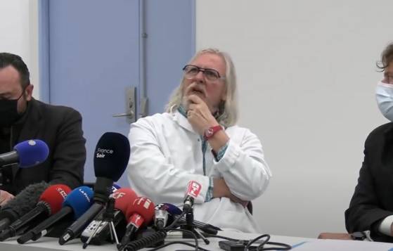 "On est devenu complètement fou là" : Didier Raoult furax!