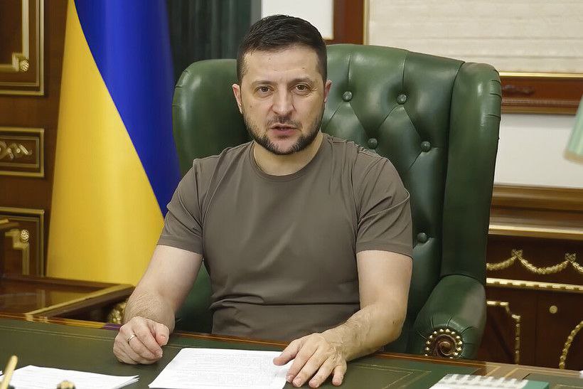 Le président ukrainien dénonce les bombardements russes qui ont détruit 30% des centrales électriques d'Ukraine
