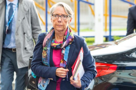 La hausse spectaculaire des coûts de l'énergie va se poursuivre en 2023, prévient Elisabeth Borne