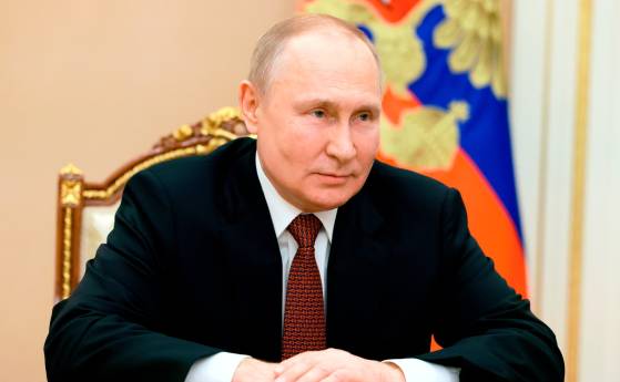 Guerre en Ukraine : Vladimir Poutine déclare que "la fièvre des sanctions de l'Occident détruit la vie des européens"