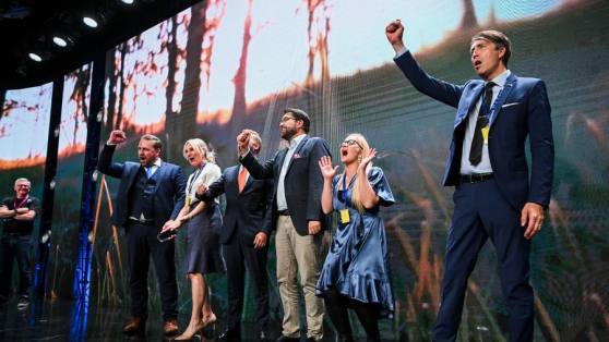 Suède : percée historique du parti anti-immigration et des conservateurs aux élections législatives, le bloc de droite aux portes du pouvoir