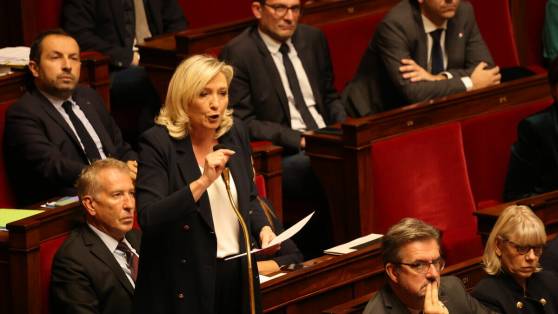 Marine Le Pen annonce que les députés du groupe Rassemblement National voteront la motion de censure déposée par la NUPES