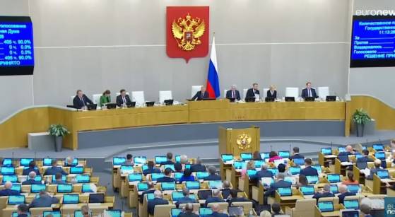 Les députés russes ont voté en première lecture jeudi 27 octobre un durcissement de la loi réprimant la "propagande LGBT" (Video)