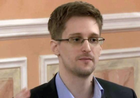 Le lanceur d'alerte américain Edward Snowden est désormais un citoyen russe à part entière, selon son avocat