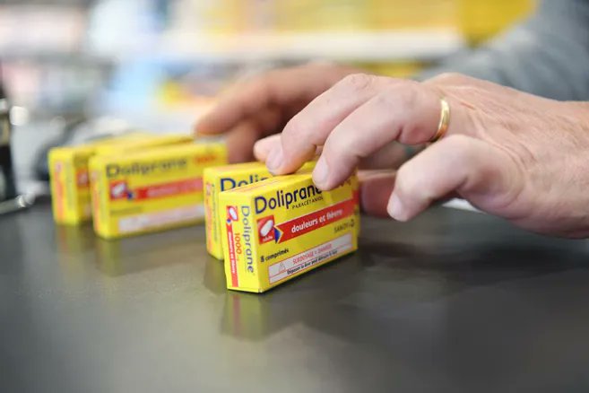 Le gouvernement français interdit la vente de paracétamol en ligne