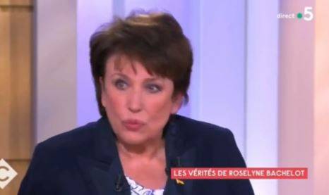 Roselyne Bachelot considère qu’on a construit trop d’églises en France et qu’il va falloir se résoudre à en raser (Vidéo)