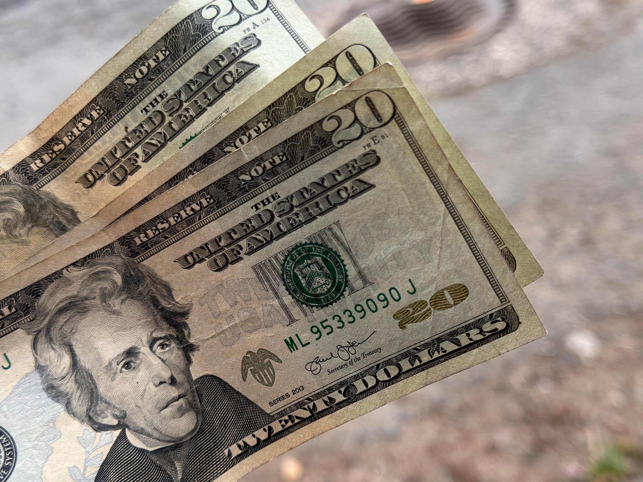 Le Brésil et la Chine signent un accord sur les échanges commerciaux dans leurs monnaies respectives pour abandonner le dollar