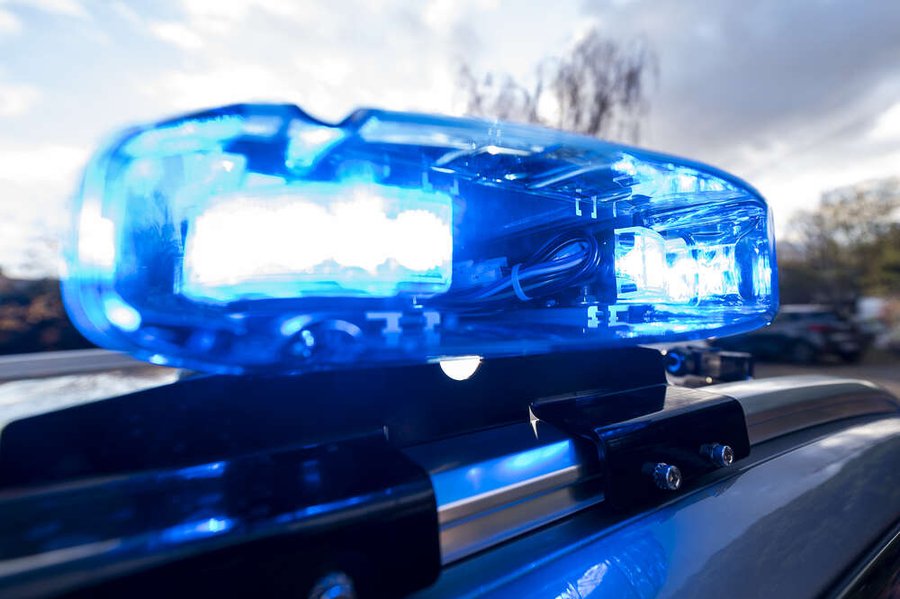 Paris : une femme tuée à coups de couteau dans le hall de son immeuble, son mari interpellé