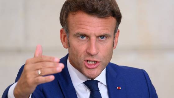 Retraites : Emmanuel Macron exclut la dissolution de l'Assemblée nationale, le référendum et le remaniement du gouvernement