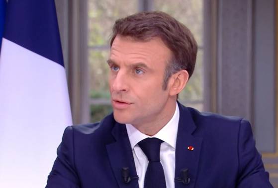 Réforme des retraites : 7 Français sur 10 n'ont pas trouvé Emmanuel Macron "convaincant" lors de son entretien mercredi