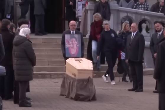 Saint-Jean-de-Luz : Agnès Lassalle, enseignante assassinée en plein cours en février, a été décorée de la Légion d'honneur à titre posthume