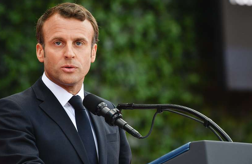 La France élargit son soutien militaire à l'Ukraine en ouvrant la voie à la formation de pilotes ukrainiens, annonce Emmanuel Macron