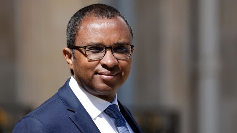 Pap Ndiaye lance un plan de sensibilisation des élèves à l'égalité entre les filles et les garçons et à la notion de consentement