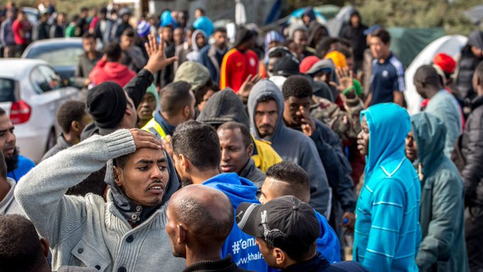 Le gouvernement organise des transferts de clandestins de Paris vers les régions