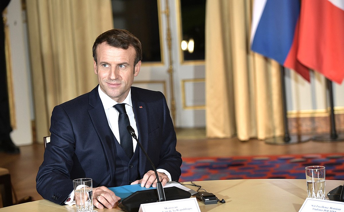 Emmanuel Macron annonce la relocalisation de la production de 25 médicaments «dans les prochaines semaines»