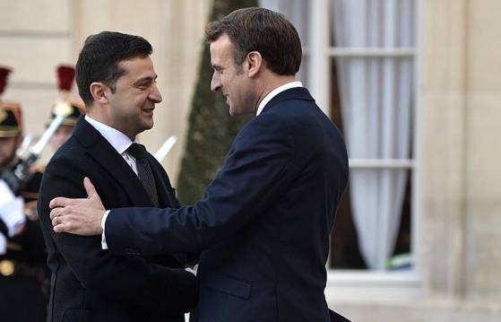 Emmanuel Macron et Volodymyr Zelensky vont sceller "accord de sécurité inédit" entre la France et l'Ukraine à Paris