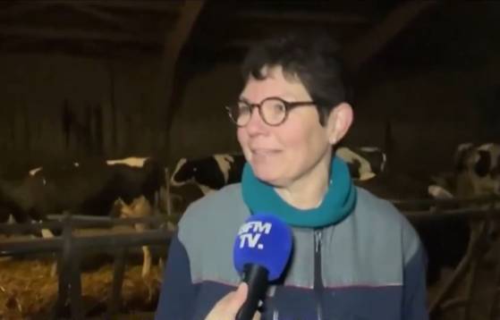 L'accord trouvé entre Lactalis et les producteurs de lait insuffisant pour "avoir un métier digne", estime cette agricultrice (Vidéo)